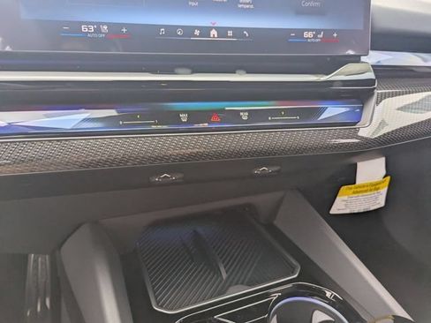 New 2026 BMW i5 M60 AWD/4WD image 22