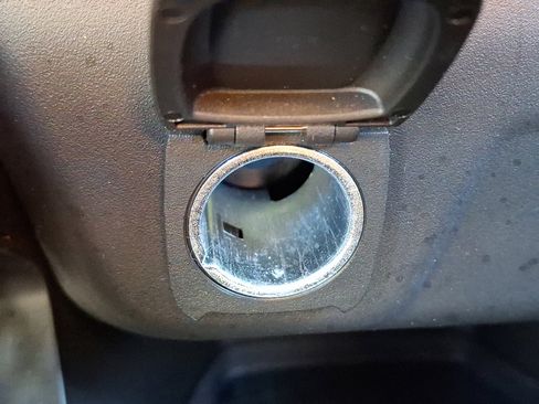 Used 2025 Chevrolet TrailBlazer LT image 24