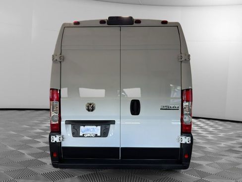 Used 2025 RAM ProMaster 3500 w/ Convenience Group FWD image 4