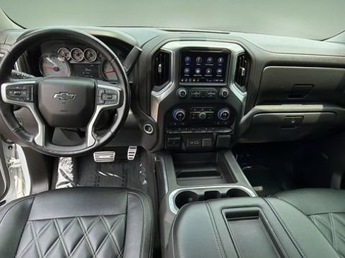 Used 2020 Chevrolet Silverado 1500 RST AWD/4WD image 17