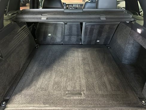 Used 2019 Land Rover Range Rover HSE AWD/4WD image 14