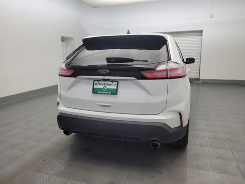 Used 2020 Ford Edge SE FWD image 7