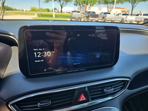 Used 2022 Hyundai Santa Fe Calligraphy image 13