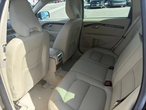 Used 2016 Volvo XC70 T5 Premier w/ Protection Package AWD/4WD image 17