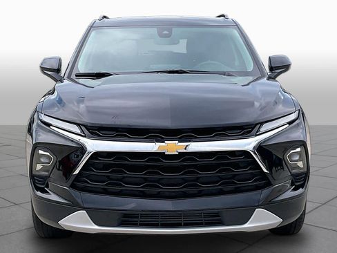 Used 2024 Chevrolet Blazer LT w/ Convenience Package FWD image 4