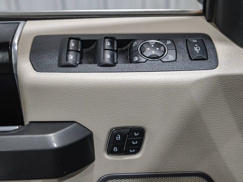 Used 2021 Ford F250 Limited AWD/4WD image 45