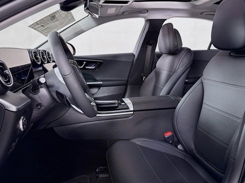 New 2026 Mercedes-Benz C 300 4MATIC Sedan image 16