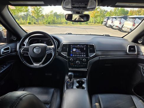 Used 2022 Jeep Grand Cherokee Limited image 10