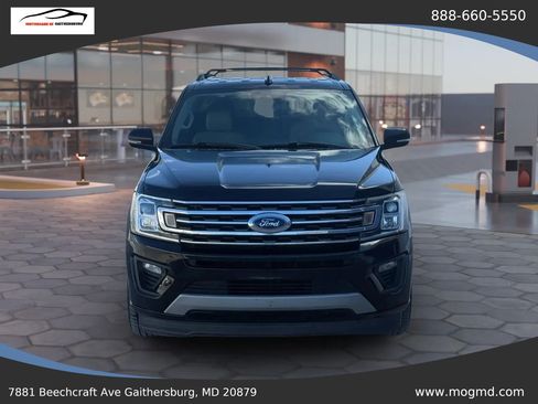 Used 2019 Ford Expedition XLT w/ Equipment Group 202A RWD image 7