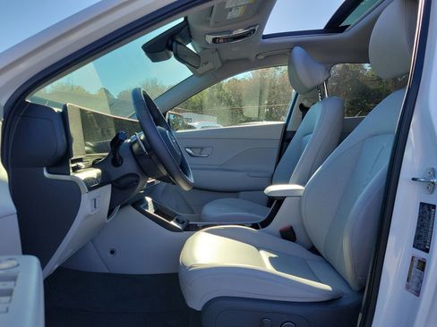 Certified 2025 Hyundai Kona Limited image 20