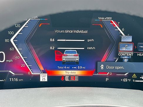 New 2026 BMW X5 xDrive50e w/ M Sport Package image 9