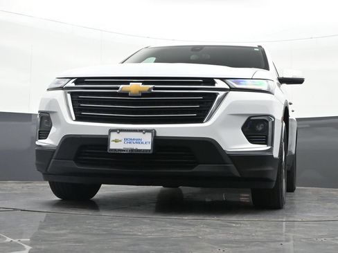Used 2023 Chevrolet Traverse LT AWD/4WD image 38