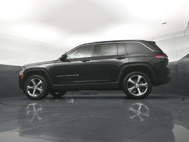 New 2026 Jeep Grand Cherokee Limited w/ Luxury Tech Group II AWD/4WD image 21