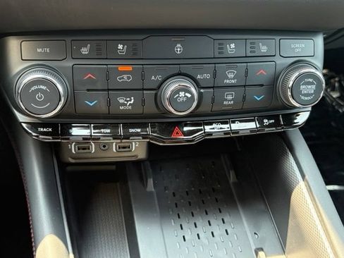 New 2026 Dodge Durango GT w/ Tow 'N Go Package AWD/4WD image 23