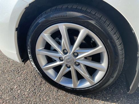 Used 2014 Toyota Prius V Five image 35