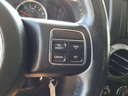 Used 2014 Jeep Wrangler Unlimited Sport w/ Quick Order Package 23S AWD/4WD image 21
