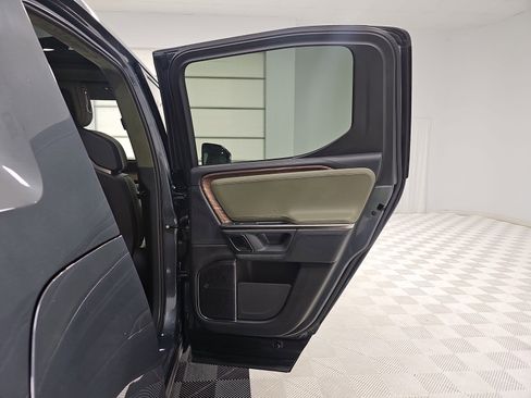 Used 2023 Rivian R1T Adventure image 19