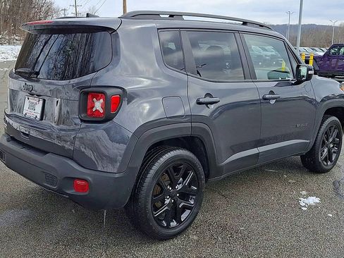 Certified 2022 Jeep Renegade Altitude w/ Convenience Group image 8