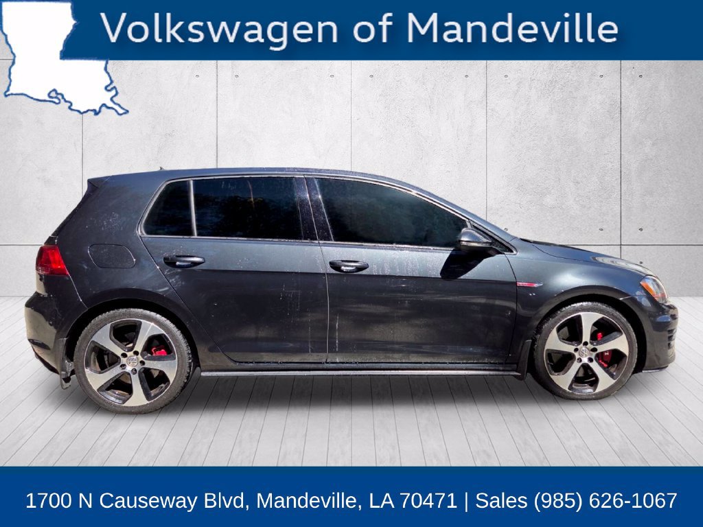 Used 2017 Volkswagen Golf 4-Door FWD image 6