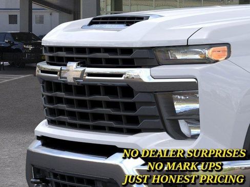 New 2026 Chevrolet Silverado 2500 LT AWD/4WD image 13