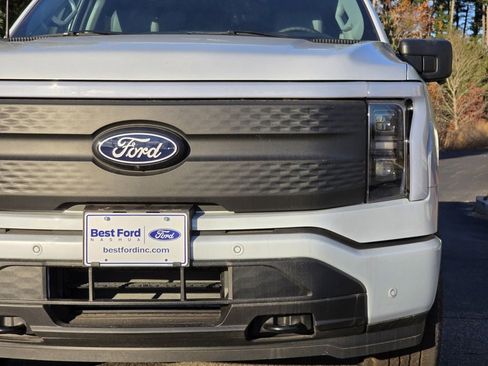 New 2025 Ford F150 Lightning Flash image 4