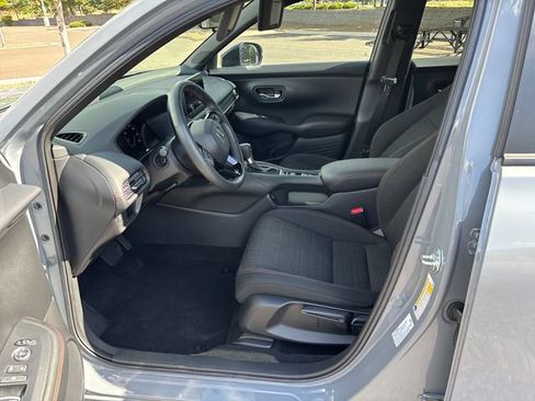Used 2024 Honda HR-V Sport image 12