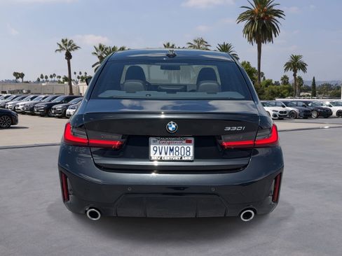 Used 2025 BMW 330i Sedan w/ M Sport Package RWD image 6