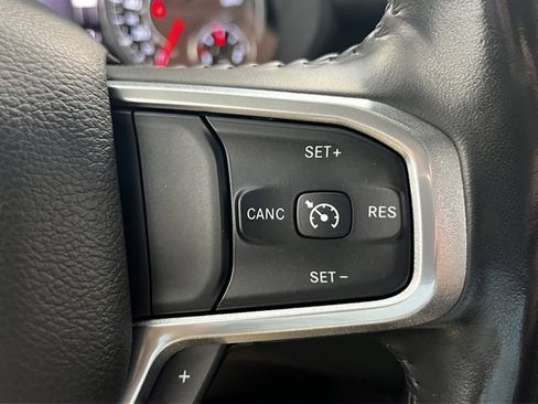 Used 2022 RAM 1500 Laramie w/ Off Road Group image 37