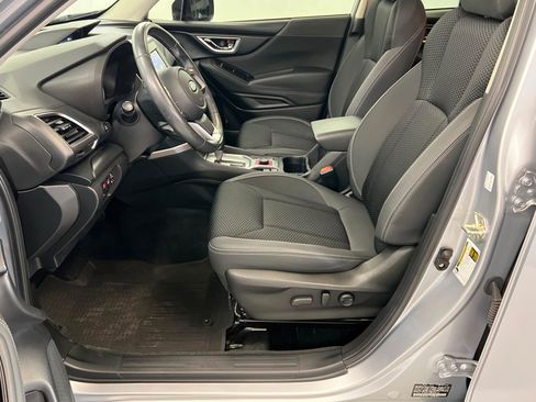 Used 2021 Subaru Forester Premium AWD/4WD image 19
