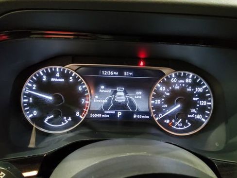 Used 2022 Nissan Pathfinder SV image 21