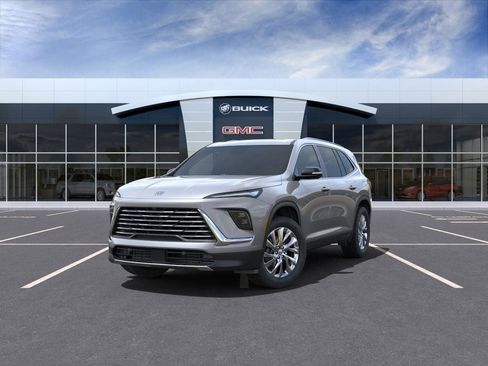 New 2025 Buick Enclave Preferred image 8