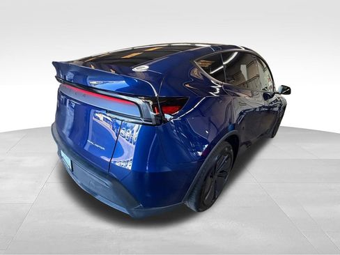 Used 2026 Tesla Model Y Long Range AWD/4WD image 5
