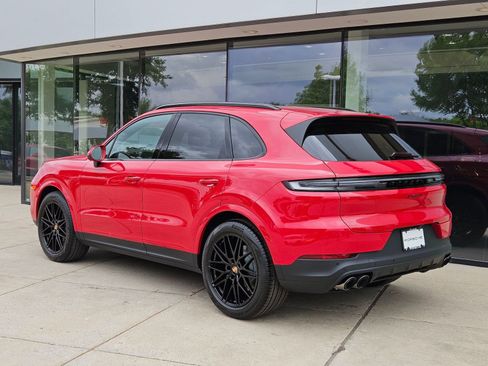 New 2026 Porsche Cayenne AWD/4WD image 3