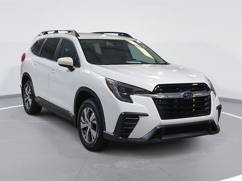 Certified 2025 Subaru Ascent Premium w/ Premium Package image 3