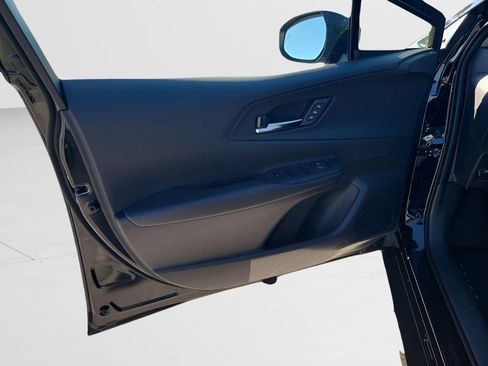 New 2026 Toyota Prius Plug-In Hybrid FWD image 34