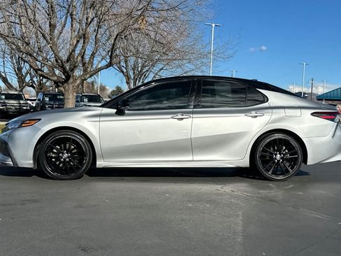 Used 2021 Toyota Camry XSE w/ Navigation Package image 5