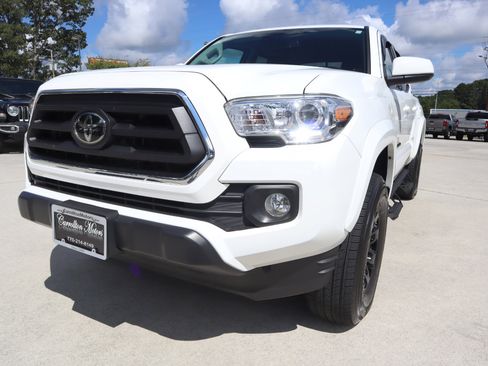 Used 2022 Toyota Tacoma SR5 image 30