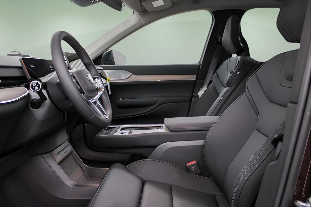 New 2025 Volvo EX90 Ultra AWD/4WD image 26