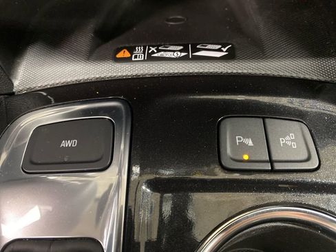 Certified 2024 Chevrolet Equinox Premier image 52