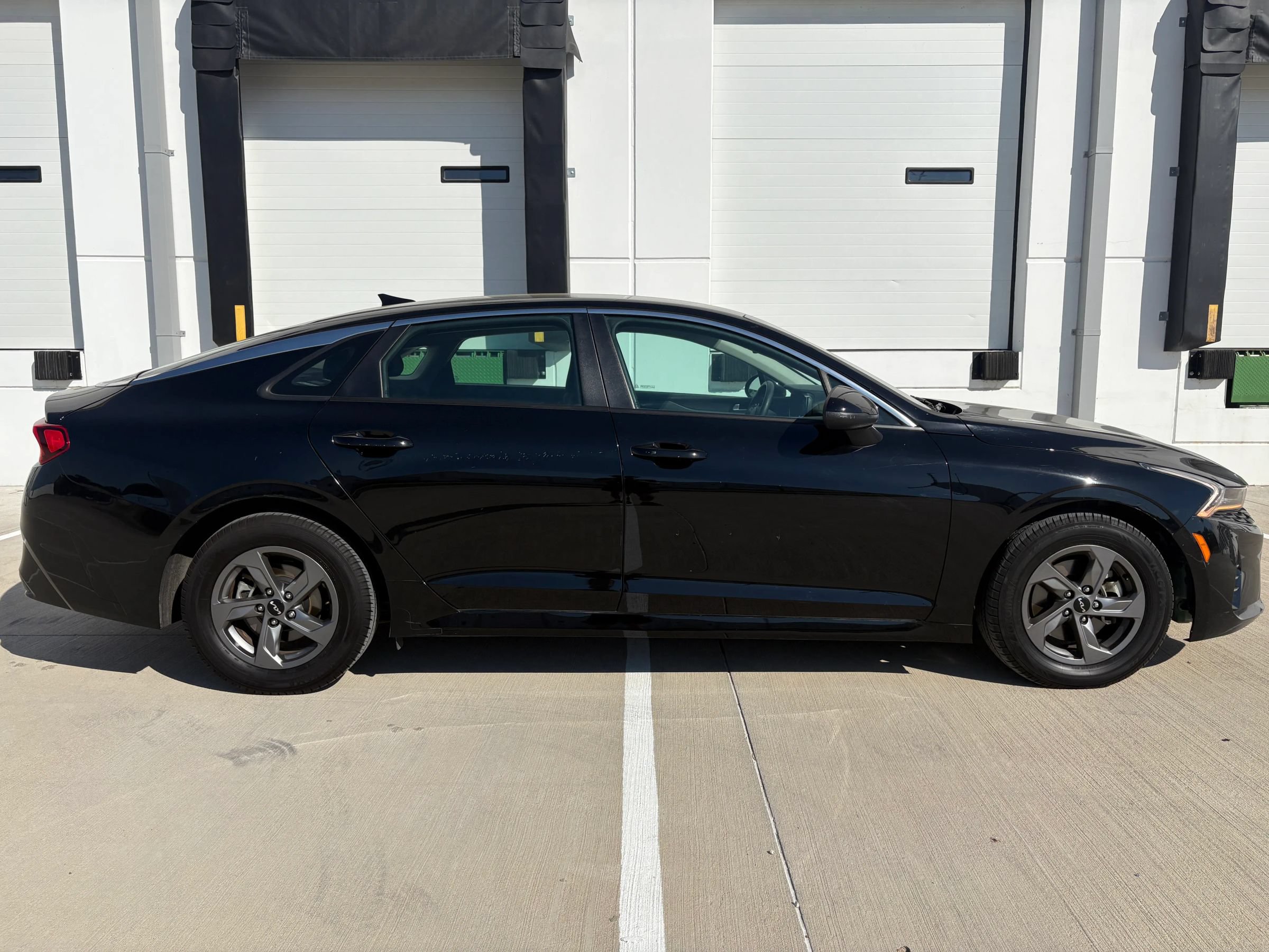 Used 2023 Kia K5 LXS FWD image 3