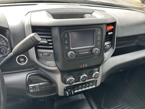Used 2024 RAM 3500 Tradesman w/ Chrome Appearance Group image 27