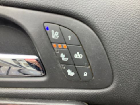 Used 2013 GMC Sierra 2500 Denali w/ Snow Plow Prep Package image 21