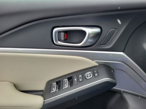 Certified 2025 Acura Integra A-Spec image 18