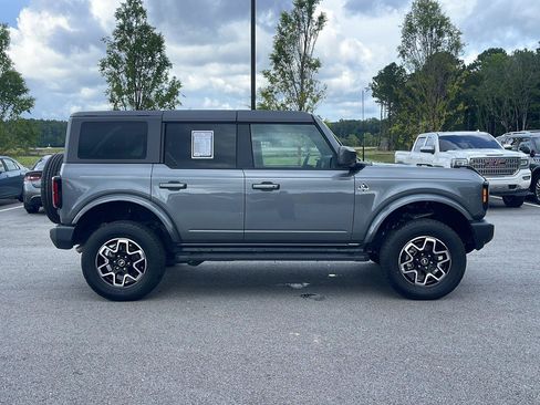 Used 2024 Ford Bronco Outer Banks AWD/4WD image 8
