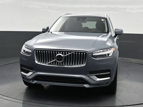 Certified 2023 Volvo XC90 B6 Ultimate AWD/4WD image 9