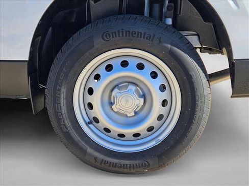 New 2025 Ford Maverick XL w/ Equipment Group 101A image 10