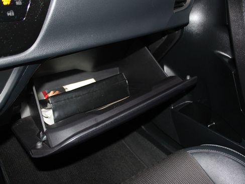 Used 2015 Toyota Corolla S image 25