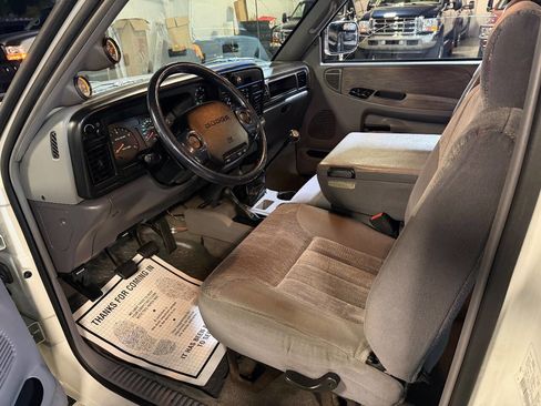 Used 1997 Dodge Ram 3500 Truck 4x4 Club Cab image 34