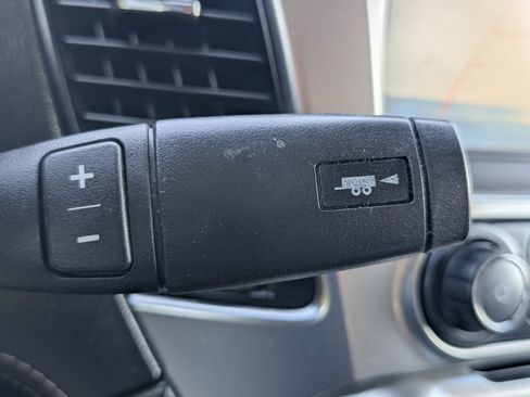Used 2020 Chevrolet Tahoe LT RWD image 33