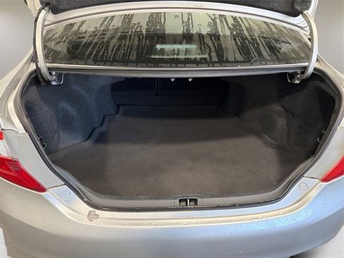 Used 2012 Toyota Camry SE image 28